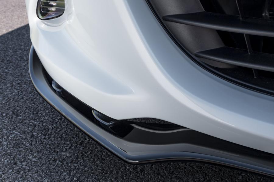 Детали экстерьера Mazda MX-5 Design Pack (ND) 2019 года  (UK) (фото 14 из 40)